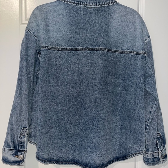 Light-Medium Wash Denim Shirt Jacket - Picture 3 of 3